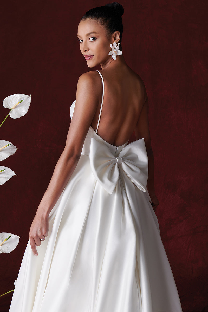 Astraea Back-Bow Wedding Gown | Jewelclues