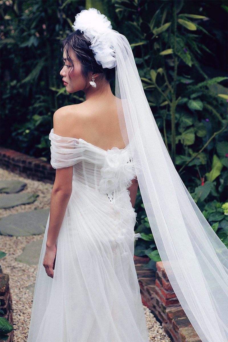 Sandra Off-the-Shoulder Corset Wedding Dress | Jewelclues