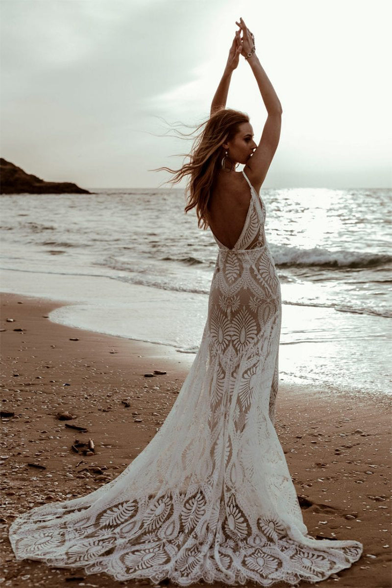 Lace bohemian sales wedding dress